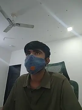 Pokazy przed kamerką – mavin_