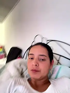 Mia_jhoonson's Live XXX Chat