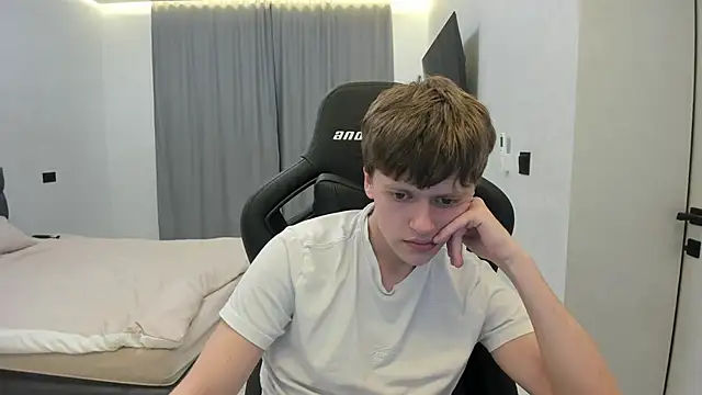 Вебкам-шоу bonekoambalabu