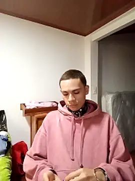 XXX chat uživo modela kittymutant99