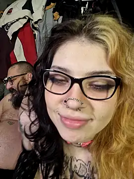 whatevaandissues live XXX chat