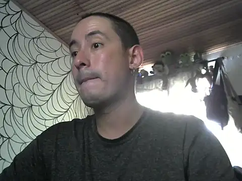 vampireathome webcam show