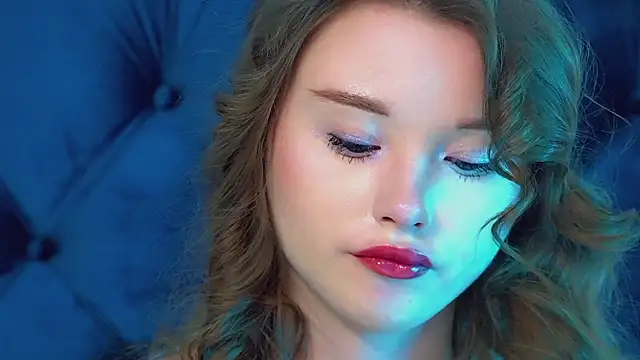 Show de KeiraAsti na webcam