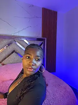 Kendy_Wilkinson Show Webcam