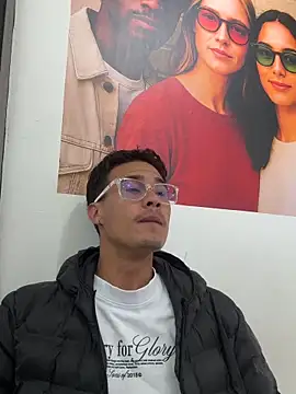 TavoHot_ Adlı Modelin Web Kamerası Şovu