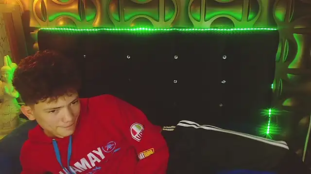 Chat +18 de cruz_dante ao vivo