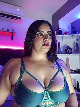 Chatroom XXX en direct de MariaGaitan