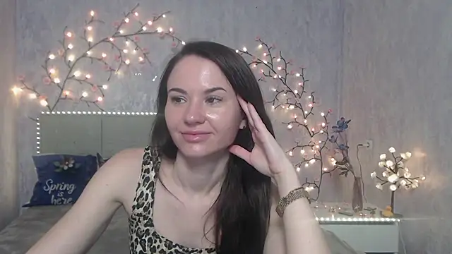 KaraCriegs Chat XXX live