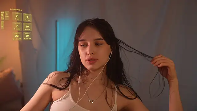 horneyjozy Chat XXX live