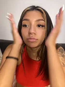 Isabella18_pinkのライブXXXチャット