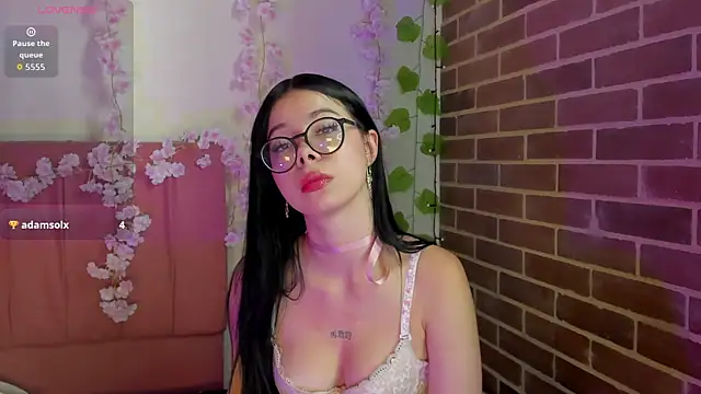 Chatroom XXX en direct de megan_n