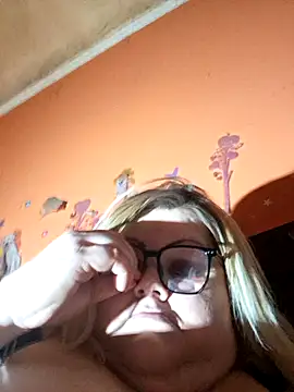 ducicsajsziii's Webcam Show