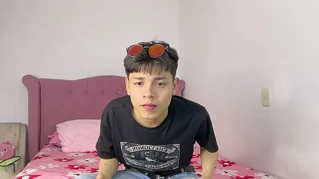 Andy_Belier23 live XXX chat