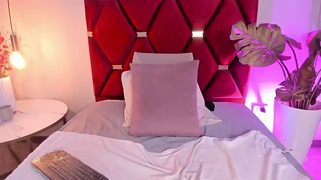 Chatroom XXX en direct de CloeRosell