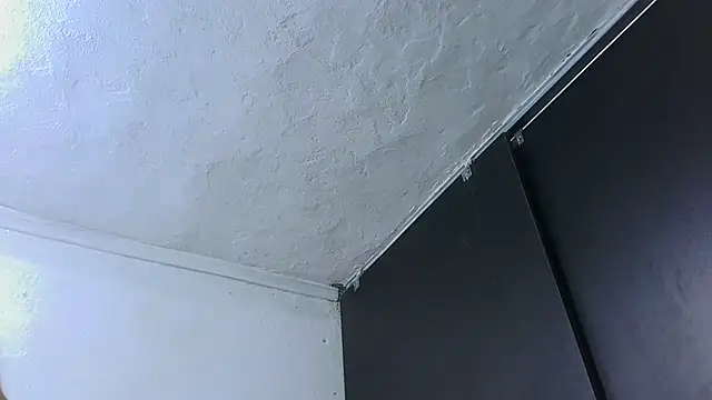 Chatroom XXX en direct de HellenMiyer1111