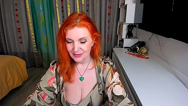 Chatroom XXX en direct de Almaz-Fire-Fox-One