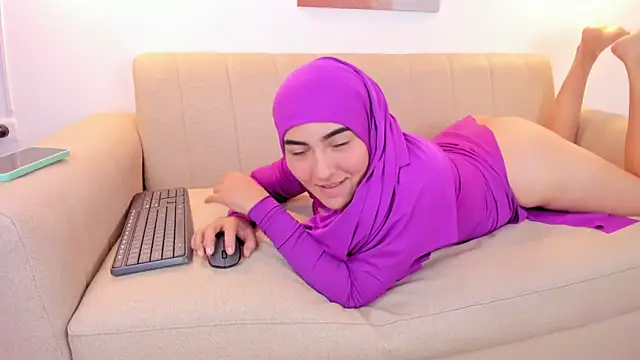 Malika_Noor – Naživo XXX chat