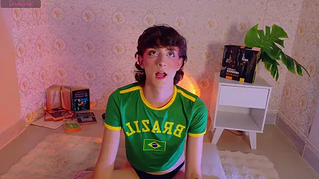 Diamondpierce Webcam Show