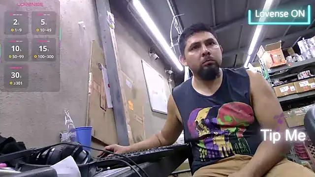 BustedCall élő XXX-chatje