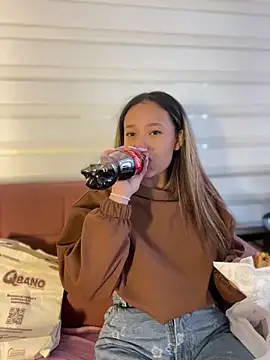 Онлайн чат XXX Diosa_Pinkk