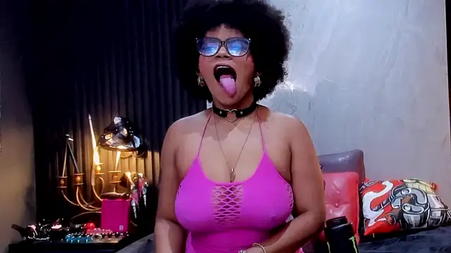 AlliceJelany's Live XXX Chat