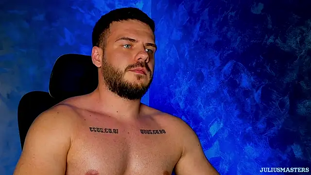 CLOUDYJULIUS Webcam show