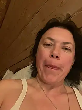 Kiramagic Adlı Modelin Canlı XXX Sohbeti