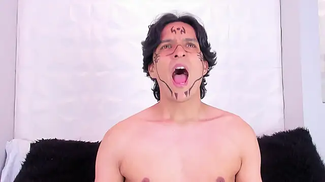 yoiirchi webkamerás műsora