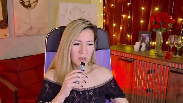 Chatroom XXX en direct de DonnaSmitth