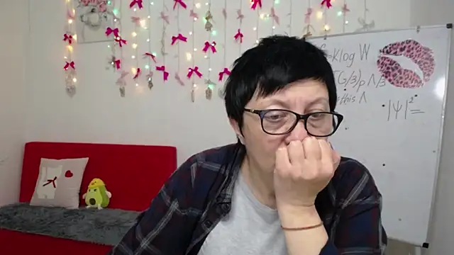 EmilyL0ve 现场XXX聊天