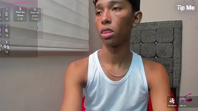 Little_Twink19x's Webcam Show