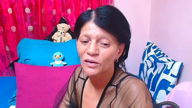 SLUTTYROXY – Naživo XXX chat