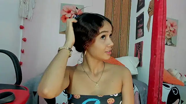 MarianaManzur 现场XXX聊天