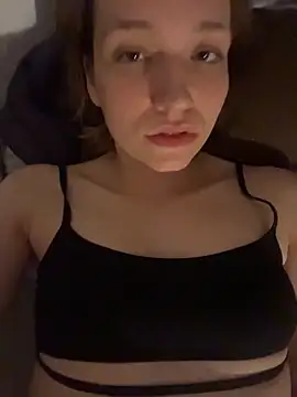 sensualloveme Adlı Modelin Canlı XXX Sohbeti