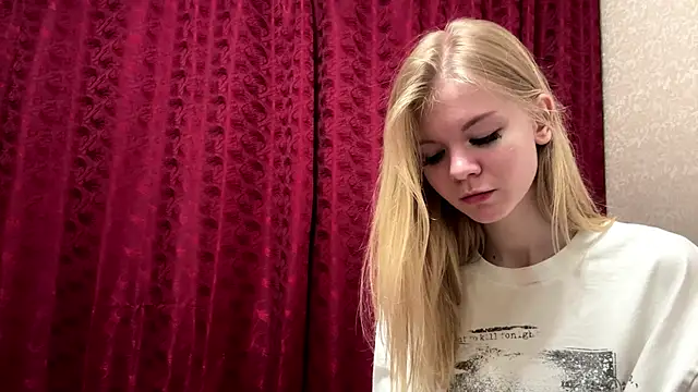 XXX chat uživo modela ZenZestX