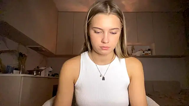 SeveralDip live XXX chat