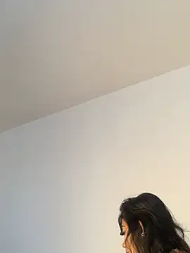 Chatroom XXX en direct de NefertitiXO