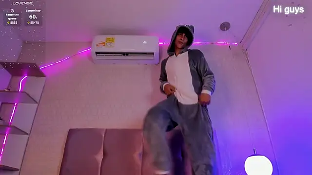 แชท XXX สดของ Cheys_Mast