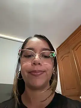 แชท XXX สดของ Andrea-Queen