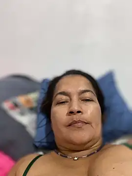 Chatroom XXX en direct de Jlo_69