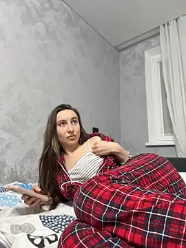 Chatroom XXX en direct de viviandaimond1