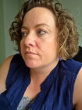 julimonroe: απευθείας συνομιλία ΧΧΧ