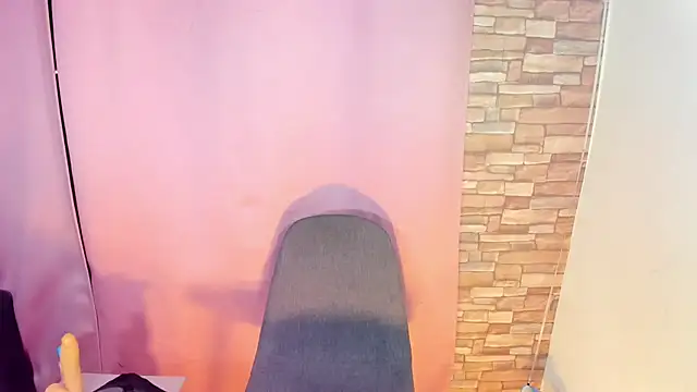 Ashley_Alexaのウェブカメラショー