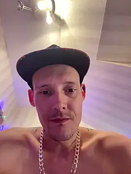 Donaldduck0069 网络视讯表演