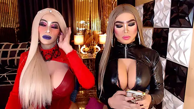 MonstrousCockDiva Pertunjukan Webcam