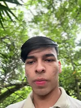 The_Conquer Adlı Modelin Web Kamerası Şovu