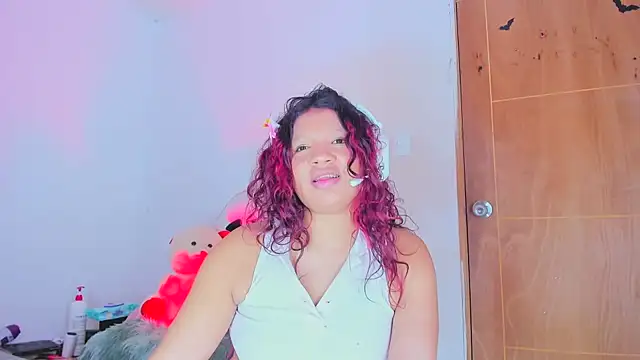 دردشة Emily_Coper18 الجنسية المباشرة