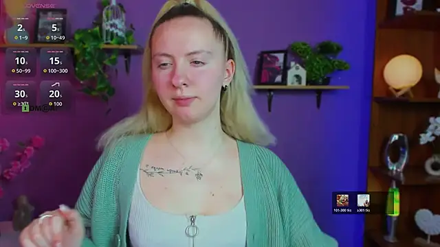 mila_glow1's Live XXX Chat