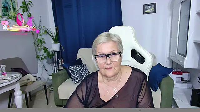 Selenna57 Live XXX-chat