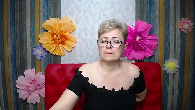 EmiliaGree Chat XXX in diretta